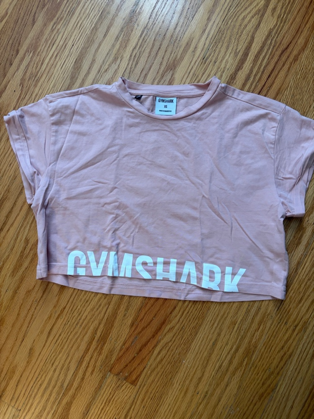 Gymshark Light Pink Cropped Tee with Subtle Logo